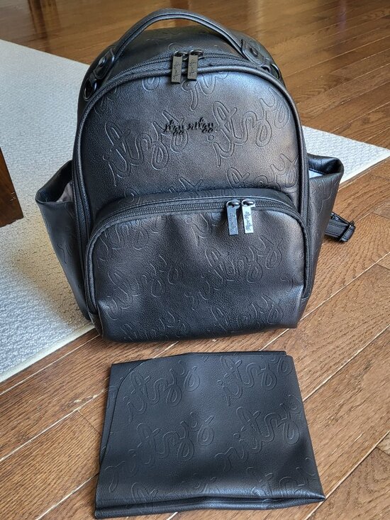 itzy ritzy mini diaper bag backpack Noir Plus Bayou Baby Children's Boutique Stay stylish and organized with the Itzy Ritzy Itzy Mini Plus diaper bag Itzy Ritzy Mini Plus Diaper